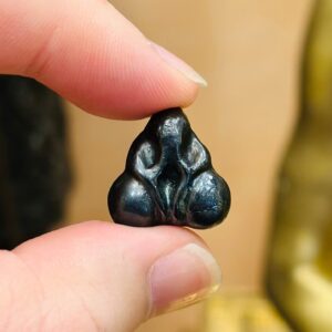 【龙婆判｜富贵必达佛】