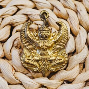 【龙婆瓦拉｜鹰神】