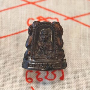 【龙婆卡贤｜三面必达】